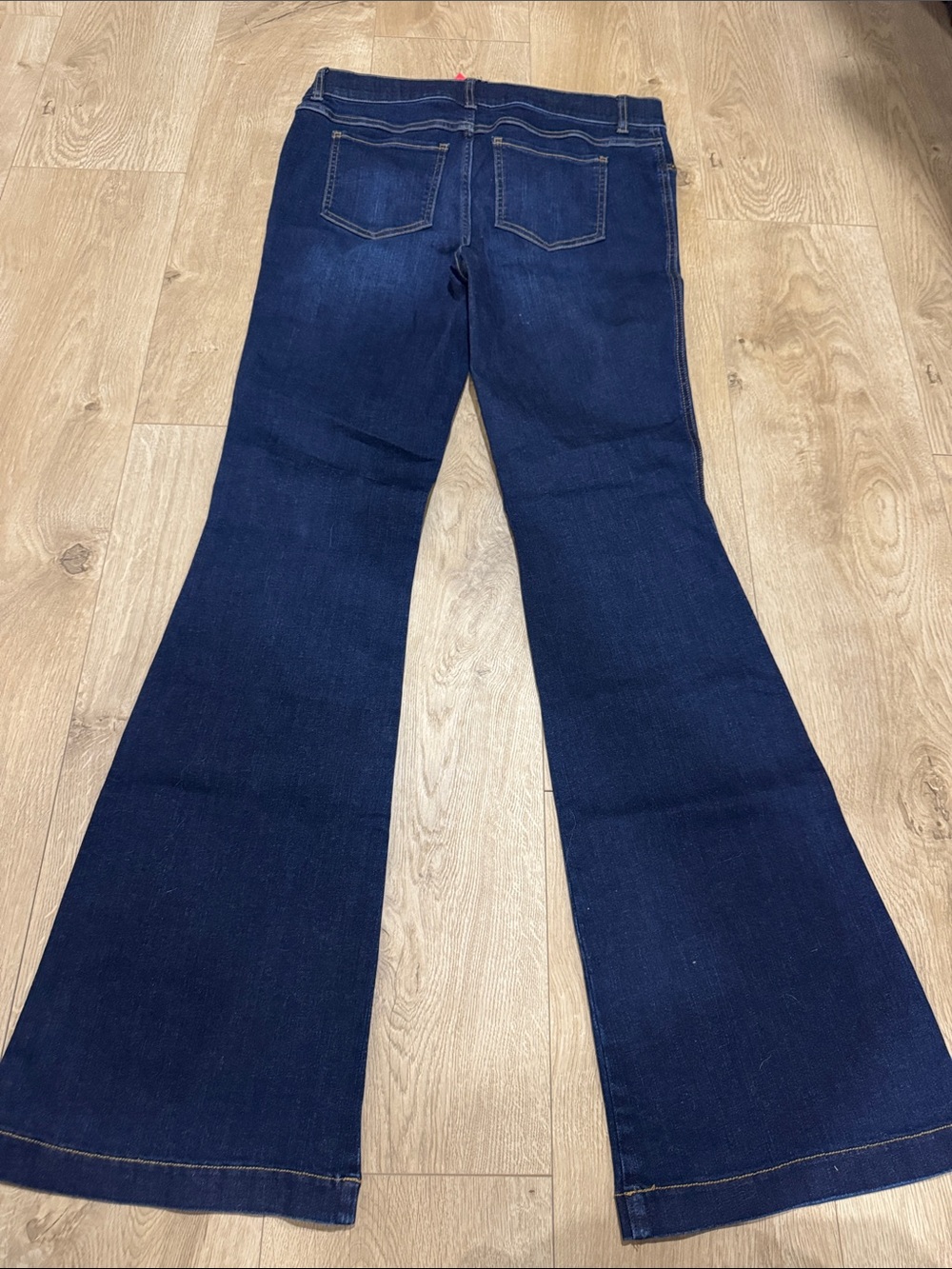SPANX Large Dark Indigo Flare Jeans - Stretch Wide Leg - Picture 5 of 6